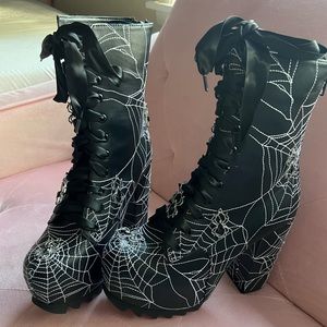 Dollskill Widow Taste of Venom Platform Boots